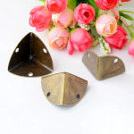 8 pcs 골동품 청동 보석 선물 상자 나무 케이스 장식 피트 다리 코너 수호자 27x38mm j2966 : 멜로디멜로디샵