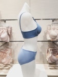 휠라언더웨어 트렌디 엠보나염 와이어 브라 팬티세트 BAGDRG1651FGSU : NC수원터미널 휠라언더웨어