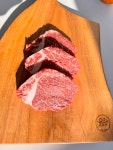  sale 1,1+ 한우암소 안심   200g , 구이 스테이크 손다짐이유식 : 웃소하누