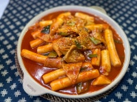 [신풍시장 할머니떡볶이] 쌀떡 레전드 손맛 쫄깃쫄깃 신선 당신이 찾던 옛날떡볶이 650g 순한칼칼매운칼칼 : 주식회사 자연담소