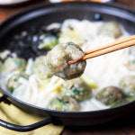 신림동 또순이 수제굴림만두 칼만두국 칼국수 전골 간편 한끼식사 : 참사랑하우스