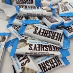 허쉬 쿠앤크 초콜릿 904g 대용량간식 70입 화이트 초콜릿 쿠키앤크림 : 코코:벨