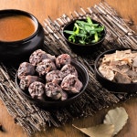 [새말토종순대] 매장에서 직접 만든 수제순대를 넣은 / 새말 장순댓국 : 새말토종순대