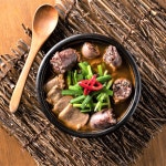 [새말토종순대] 매장에서 직접 만든 수제순대를 넣은 / 새말 장순댓국 : 새말토종순대