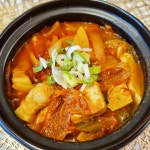 [간편한끼] 고기 듬뿍 돼지고기 김치전골 김치찌개 1.3kg (4인분) : 더쉬운찬