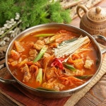 [국배달닷컴] 김치찌개(한돈 2인분 600g 신선냉장) 가정식 국 반찬배댤, 집밥 정기배송 : 국배달닷컴