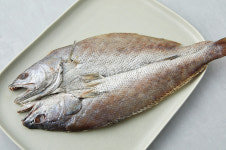 (목포햇살수산)반건조 손질 포 민어 통치 4마리 세트 30cm급(중 size) 새끼민어 민어구이 탕 : 목포햇살수산