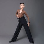 사교춤 살사복 2024 키즈 보이 라틴 댄스 티셔츠 3 색 전문 탑스 V 칼라 디자인 재즈 룸바 차차 댄스웨어 G5031 : 해외톡톡마켓