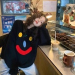 롱니트 진주니트 스마일 페이스 니트 스웨터 귀여운 반팔니트 레드니트 : 보이사