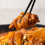 광주 국내산 한돈 묵은지 김치찜 돼지갈비 듬뿍 간편조리 1팩 1250g 2인분 무등산식당 : 에어밥 airbob