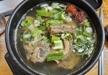 더 푸짐한 왕갈비탕 800g×5팩 총4kg 갈비함유량 35% : 라온밸류