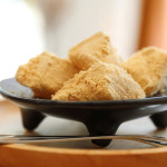 산촌마을 정윤자 명인 국산 콩고물 100g 3팩 18팩 택1 인절미 볶은 콩가루 찹쌀떡 쑥떡 만들기 대두 빙수 재료 : 소백스토어