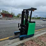 도요타 1톤 입식 전동지게차 2012년식 옥천 보은 증평 : 지게차특공대