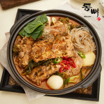 통뼈 감자탕 뼈찜 혼합팩 담백한맛4팩+간장뼈찜4팩, 1kg, 8개 : 통뼈몰.