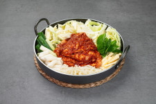 오덕닭갈비 동양축산 양념 밀키트 캠핑 간편요리 국내산 냉장육 : 춘천오덕닭갈비