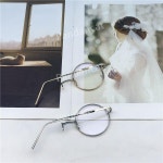 모노클 한쪽안경테 만화캐릭터 코스프레 반쪽안경 외눈렌즈 괴도키드루팡 영국식 단안경 -실버 : 판단고양이