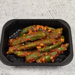 김재희의 사계절찬방 아삭이고추 된장무침 집반찬 반찬배달 가정식 250g : 시화당 김재희의 사계절찬방