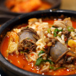 극소수 순대 국밥 (돼지 포함) 1팩 고기 간편 캠핑 순댓국 순대국 냉동 택배 레토르트 : 극소수