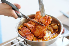 춘천 숯불 닭갈비 매운 맛, 순한 맛 1kg  캠핑 별미 : 센스있는 인생샵-센인생샵