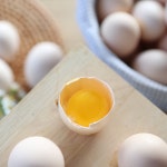 유기농달걀 동물복지 nongmo 무항생제 백봉오골계란 유정란 초란 40구 : 영월농장백봉설원