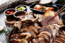 서남시장 김주연 왕족발 국내산 가마솥 앞다리 순살족발 500g : 서남시장 김주연왕족발