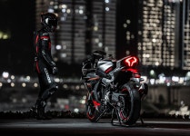 씨에프모토 CFMOTO 450SR - 2025 사전예약!!! 프로모션!!! 개소세인하!!! : 제이퍼포먼스