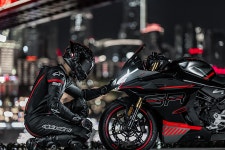 씨에프모토 CFMOTO 450SR - 2025 사전예약!!! 프로모션!!! 개소세인하!!! : 제이퍼포먼스