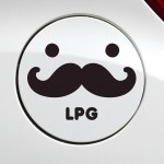 수염 LPG 자동차 주유구스티커 블랙 : 유초이스인샵