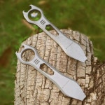 EDC 티타늄 합금 쇠 지렛대 도구, 손 야외 캠핑 다기능 병따개 방어 짧은 직원 Vajra 유봉 : 한강무역상사9