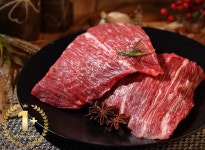 감칠맛 쇠고기 깊은 맛 국물요리 풍미가득 신선 1+한우 양지 국거리용 : 사철미락