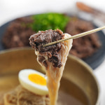 흙슐랭 50년 전통 안동회관 한우 불고기의 정석 600g 1팩 : 지유네이처스