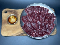 한우암소 육사시미 생고기 뭉티기 250g : 우마고