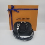 [국내백화점]루이비통 나노 알마 에피 블랙 M81945 : The Royal