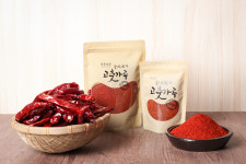 답운농장 큰며느리 유기농고춧가루 250g : 농업회사법인 혜성주식회사