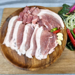 뒷다리살 1.5kg/ 완벽한 연육 작업, 완벽한 슬라이스 작업. 가성비 박살냈습니다. : 파란거북