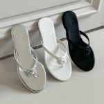 비비에 플라워 코사지 쪼리 뮬슬리퍼 : 컴온슈