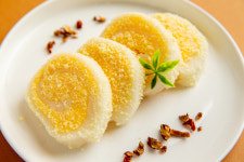 미르당 슈크림 찹쌀떡 인절미 롤떡 2kg(20개 이상)영양떡 굳지않는떡 아침대용떡 개별포장떡 선물세트 : 황룡이곳간