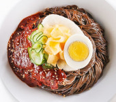 (드림스퀘어1)국내산 설악 4인세트 돼지양념구이 1.5kg 설악칡냉면10ea 동치미육수 10ea, 만능비빔장 1ea, 얼큰육개장 1ea, 나주곰탕 1ea... 