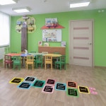 만화 숫자 그리드 방수 탈착식 홉스카치 게임 바닥 스티커 부모 자녀 선물 가정 보육 유치원 장식 1 세트 : 마켓일구팔팔