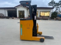 중고지게차 1톤 유니케리어스 2단 3000mm 전동지게차 : 성우홀딩스