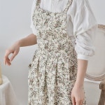 브라운베이지 잔꽃 플라워 원피스형 트임 앞치마 : 호텔침구 클라모프