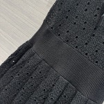 (무배) 수입 펀칭 니트 포인트 라운드넥 데일리룩 남심저격 원피스 : 더모다샵