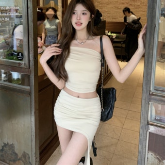 set 셔링 오프숄더 언발 미니스커트 페미닌 투피스 크롭 섹시 글램 청순 슬림핏 트렌디 휴양지 비치 바캉스룩 : WKND BLUE