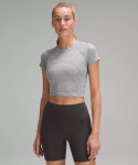 룰루레몬 스위프틀리 테크 크롭 쇼츠 슬리브 셔츠 2.0  lululemon Swiftly Tech Cropped Short-Sleeve Shirt 2.0 : feliiz