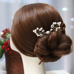 펄리본 잔방울 두다리 비녀 와이어 공예 헤어 장식 뒤꽂이 화이트 진주 리본 웨딩 머리 2color : loveukata 스토어