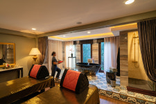 방콕 바와스파 예약 스파 바와마사지 온더에잇 BTS나나역 : 시암부킹