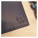 [여주프리미엄빌리지] GUCCI 24SS 610464 CAO2N 1040 구찌 GG 인터로킹 투톤 남성 반지갑 블랙블루 : 벨로네고지오