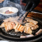 인천생갈비 돼지생갈비 국내산 삼겹살 포갈비 캠핑요리 캠핑고기 400g : 인천생갈비