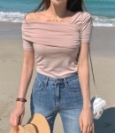 여성 투웨이 오프숄더 드레이핑 셔링 반팔 티셔츠 3color (핑크, 베이지, 블랙) : 클로채