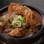 사골먹은감자탕 뼈해장국 고소한 국물요리 1kg 2팩 : 럭키투데이365